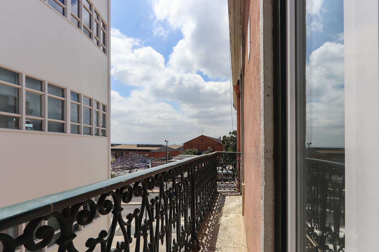 Kab+1 Hostel Lisboa Eksteriør bilde